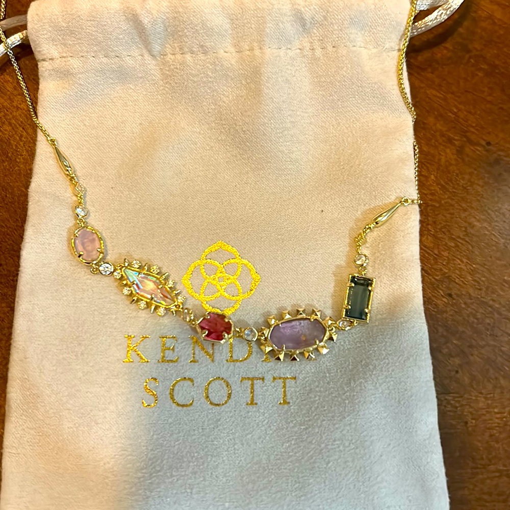 Kendra Scott necklace from the 2021 collectors edition release.